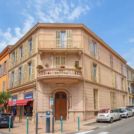 Villarey - Centre - 80 M De La - Climatise Mentone